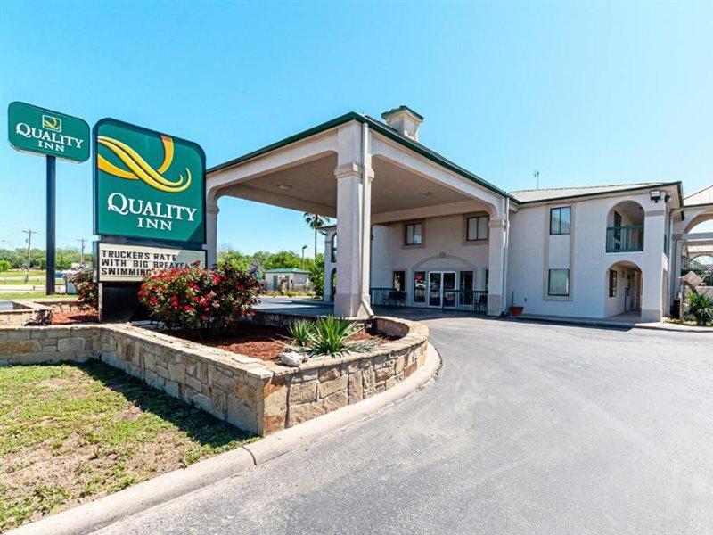 Quality Inn Three Rivers Ngoại thất bức ảnh