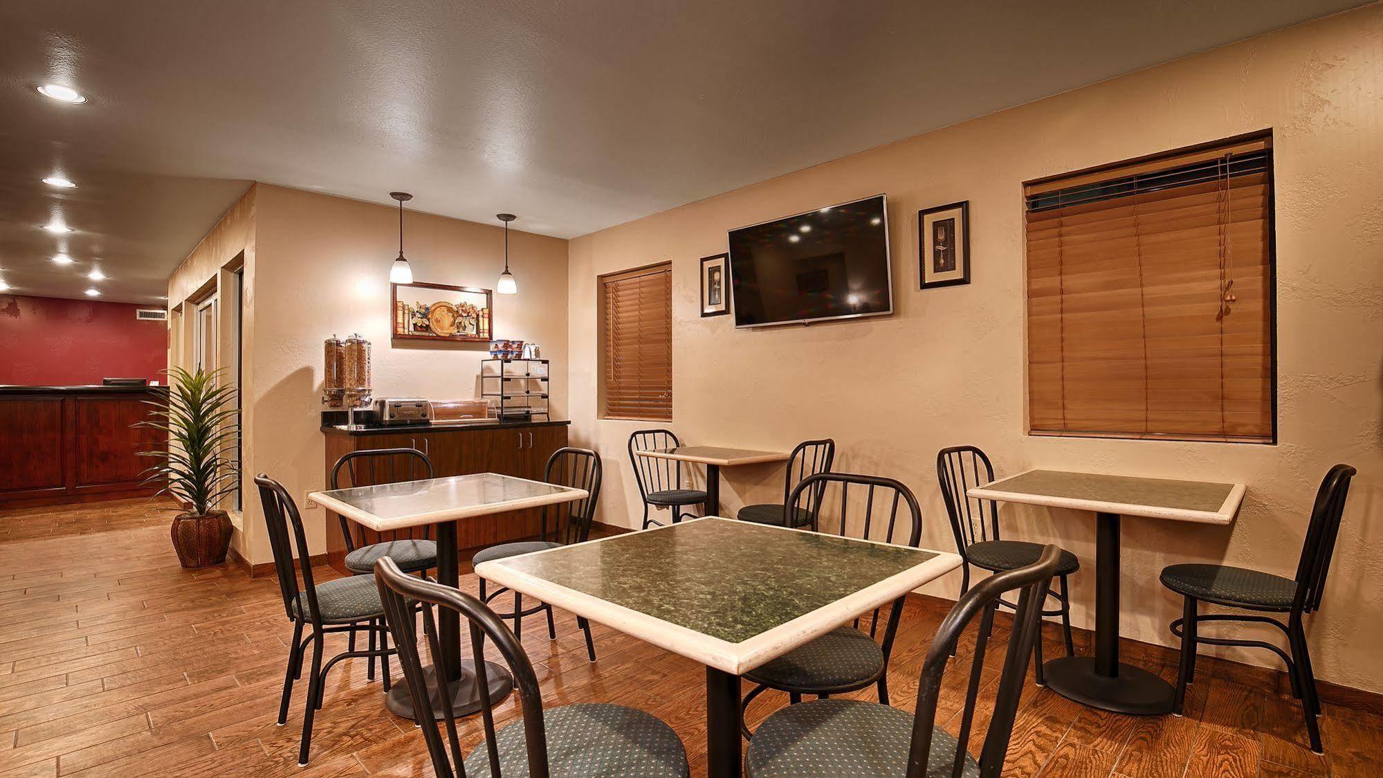 Quality Inn Three Rivers Nhà hàng bức ảnh