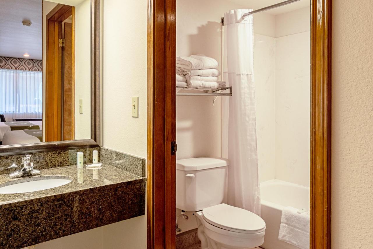 Quality Inn Three Rivers Ngoại thất bức ảnh